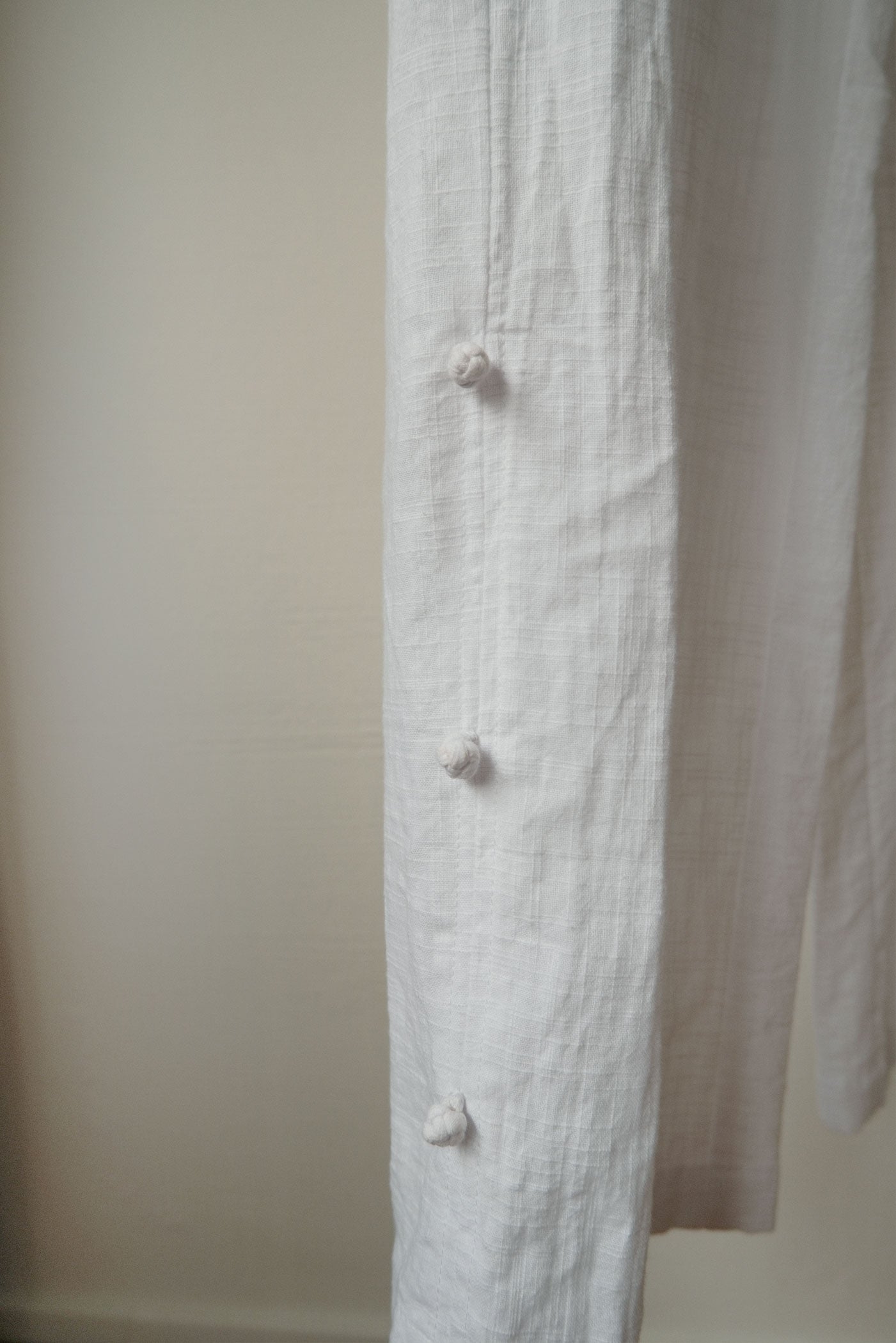 Forget Me Knot Pants in white linen (sample, size S)