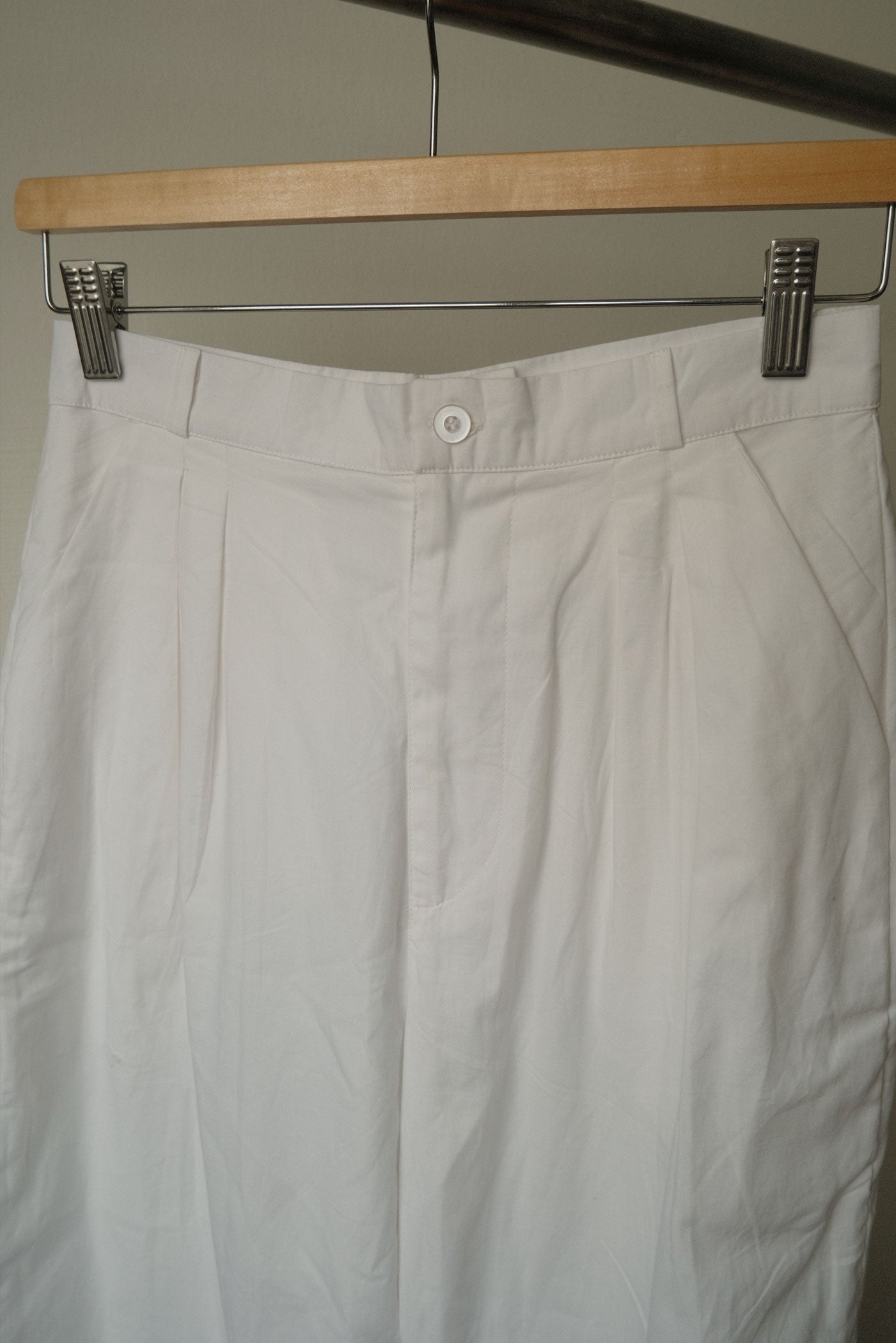 Core Trousers in white (sample, size S)