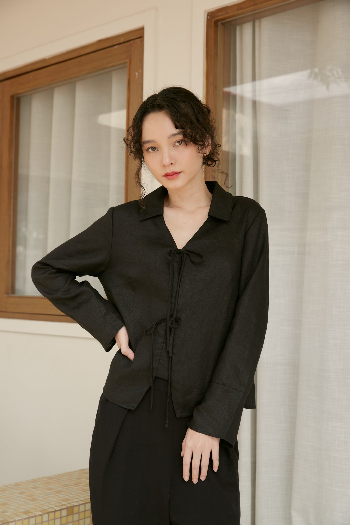 Harmony Blouse in black linen - Dear Samfu