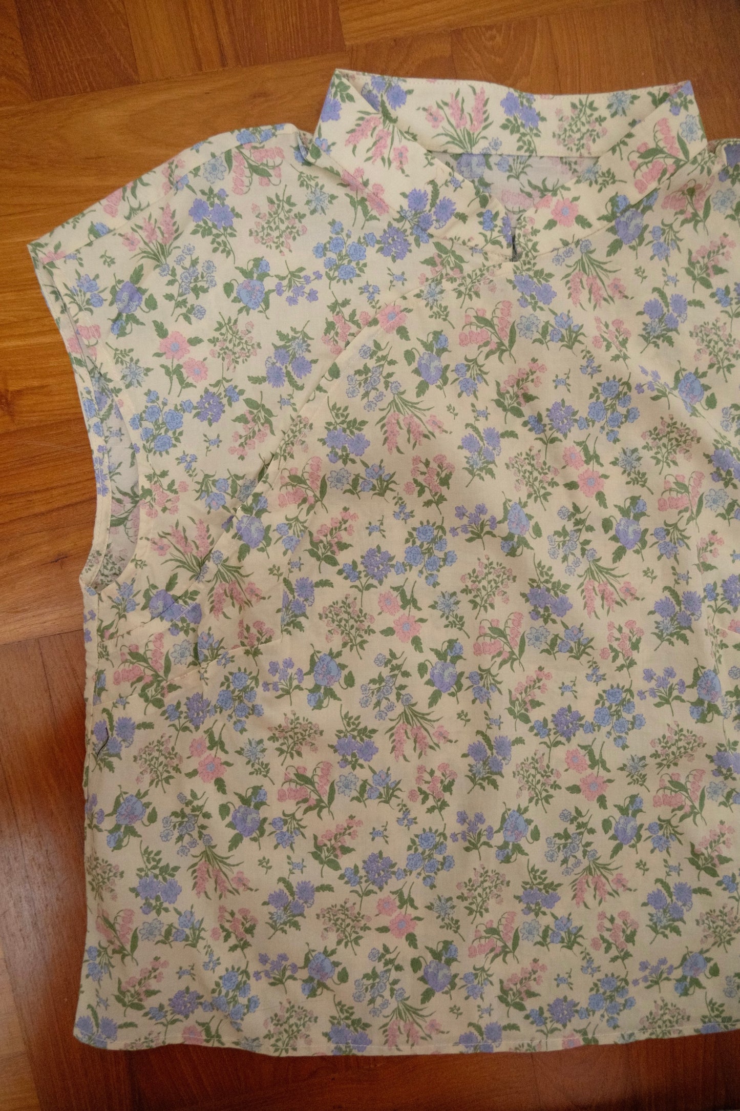 [One of a kind sample] Big Sister Cheongsam Top & Skirt Set (S)