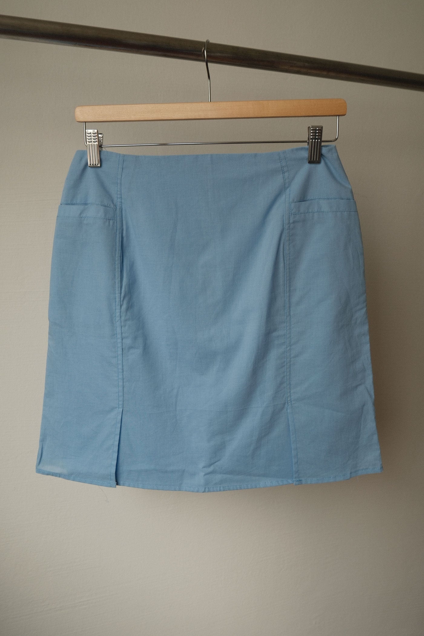 Core Skirt in sky blue (sample, size S)