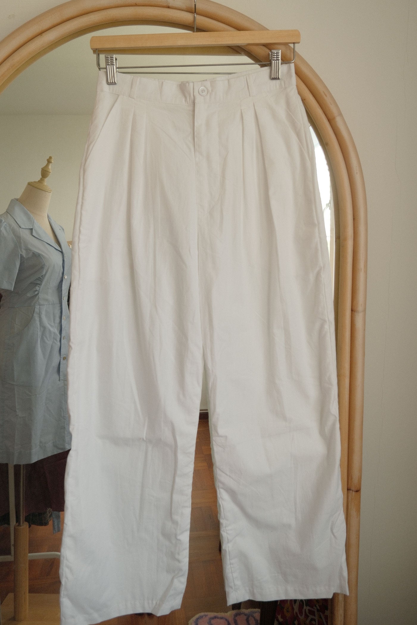 Core Trousers in white (sample, size S)