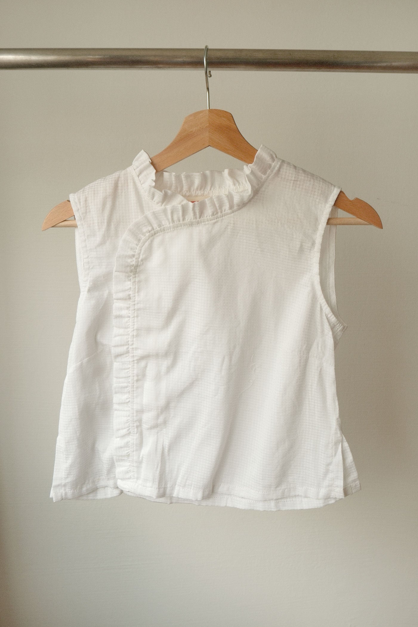 Nowadays Crop Top in white checkered (sample, size S)