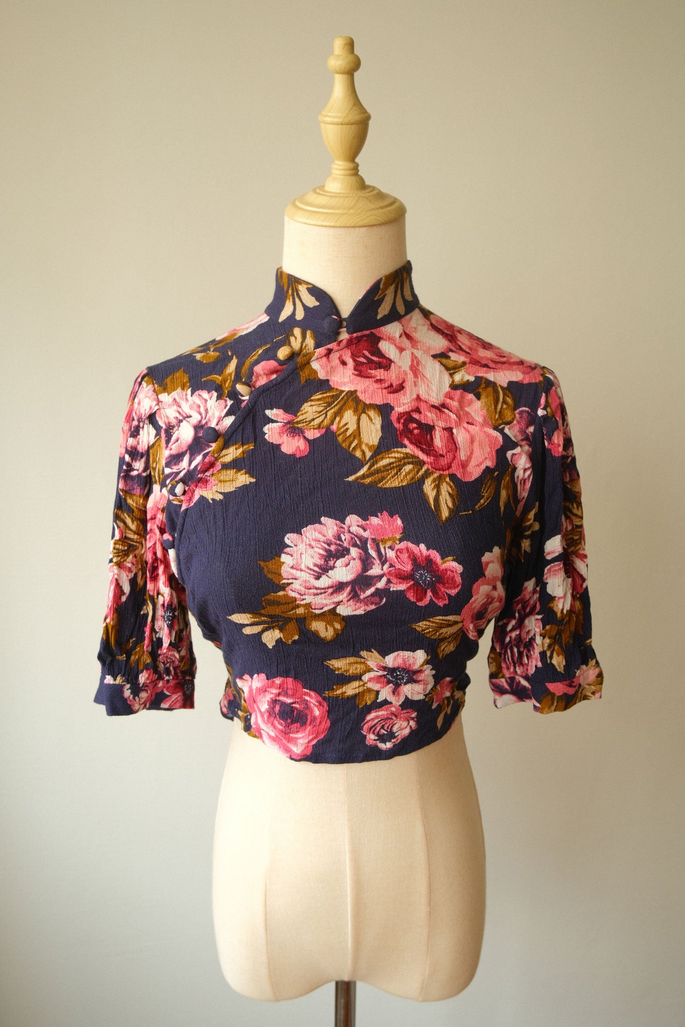 Big Sister Puff Sleeve in navy rose (sample, size S)