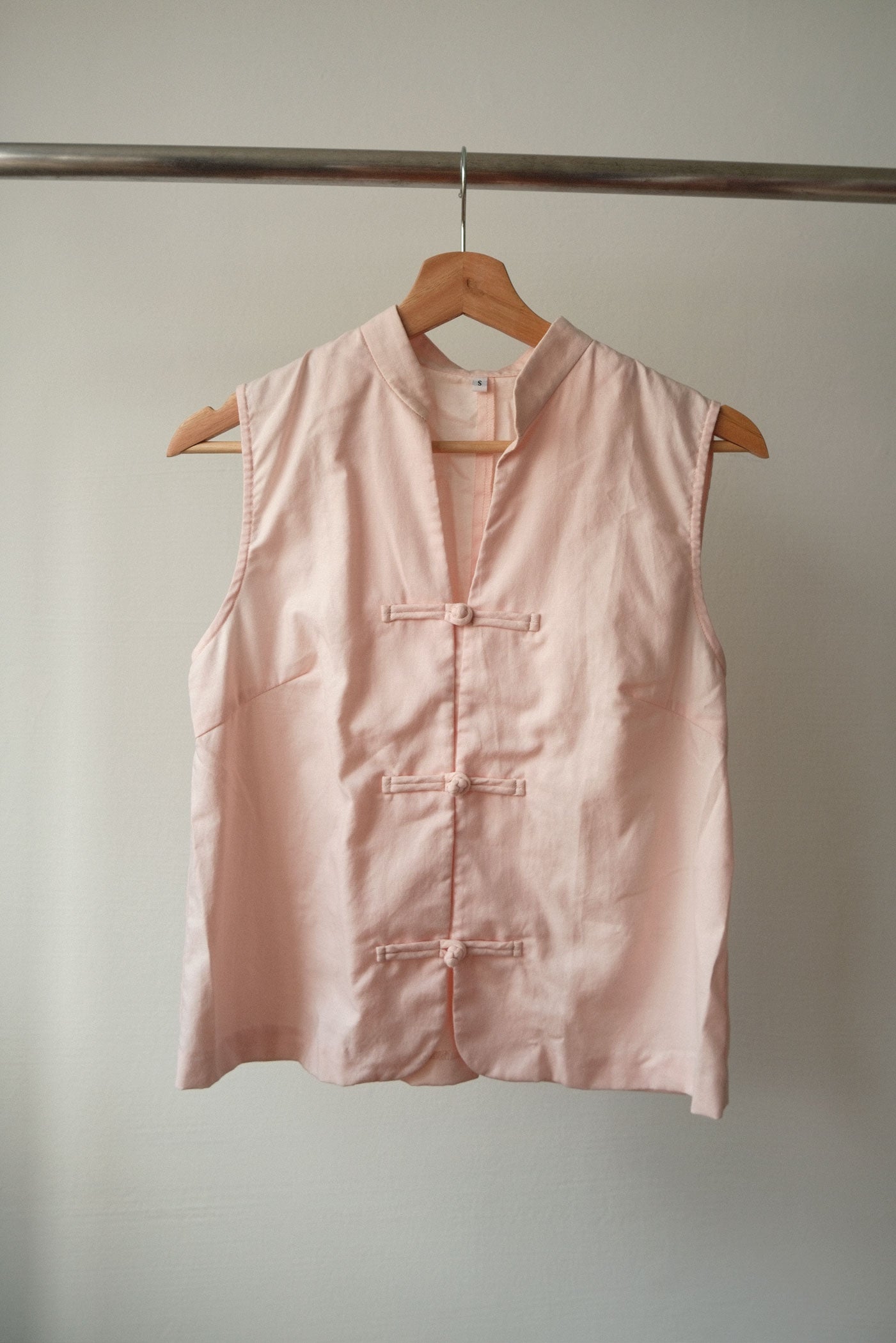 Forget Me Knot Vest in baby pink (sample, size S)