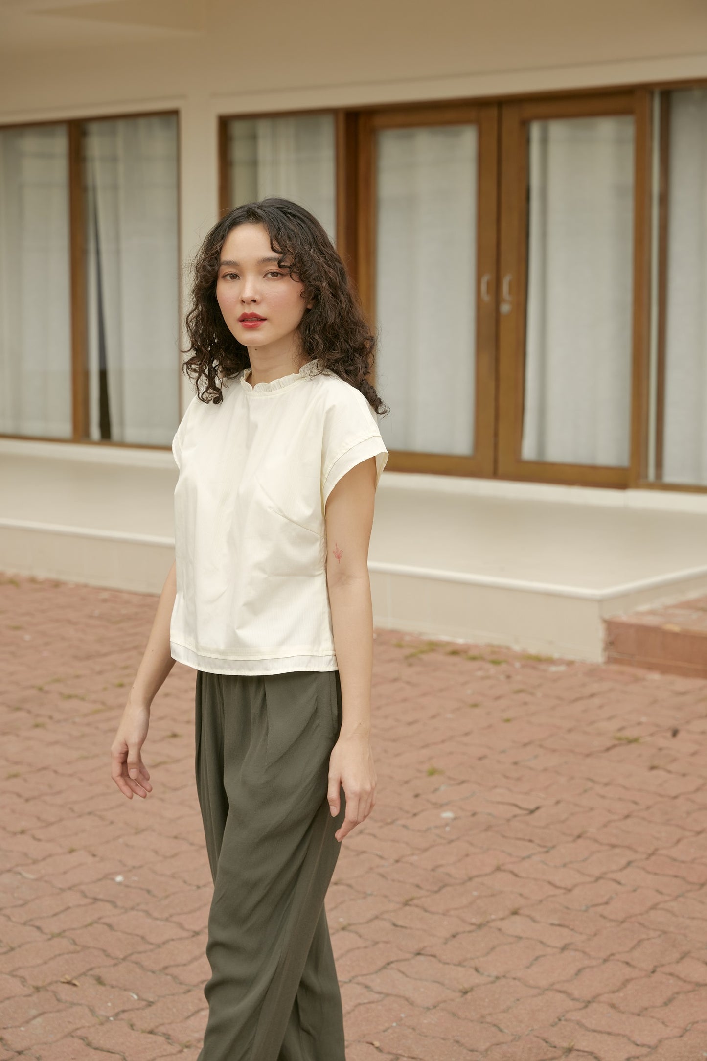 Melody Trousers in olive tencel - Dear Samfu
