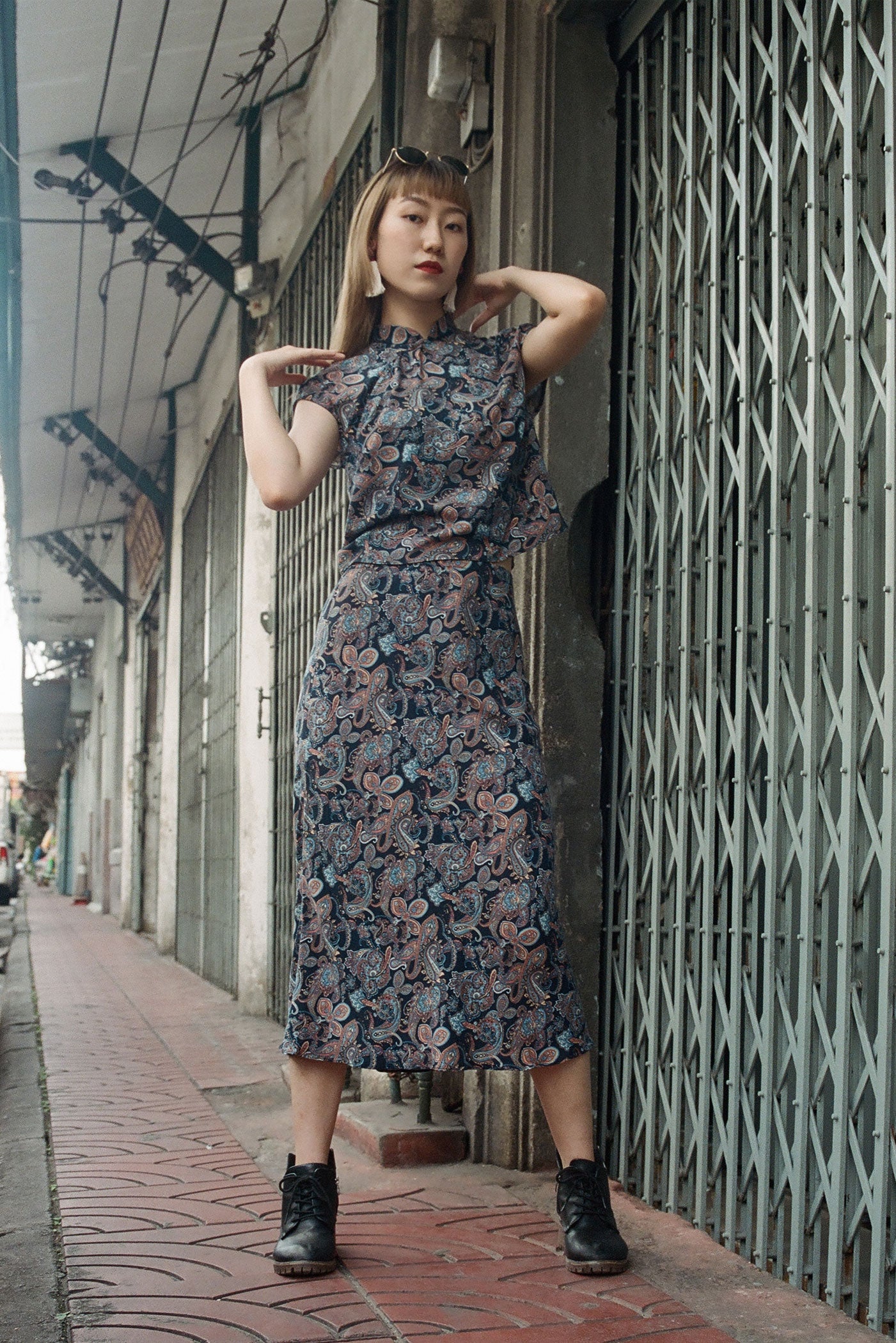 Big Sister Skirt in navy paisley (sample, size S)